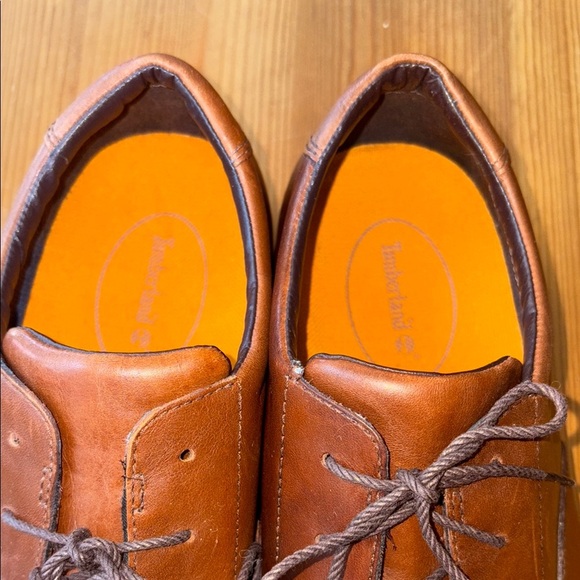 Timberland Brown Leather Oxfords with Classic Design - Picture 13 of 13